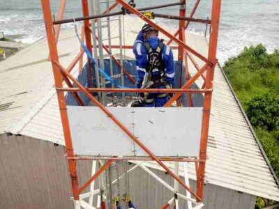 WORK AND RESCUE AT HEIGHT